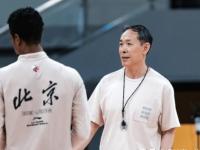 半岛体育官网-法国球队主帅鼓励球员锻炼技术，稳步提高的简单介绍