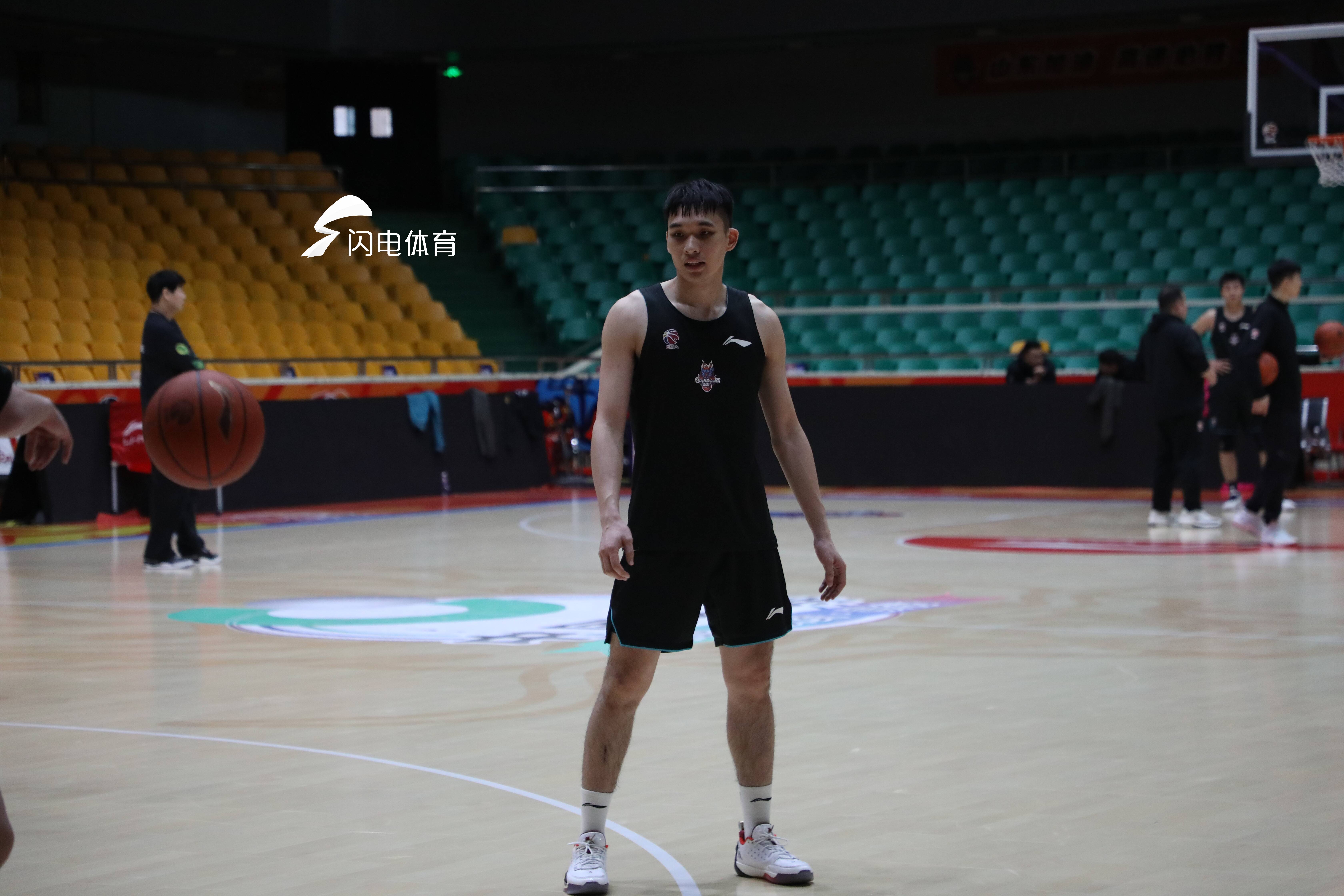 关于江苏男篮战术灵活，展现新风采的信息