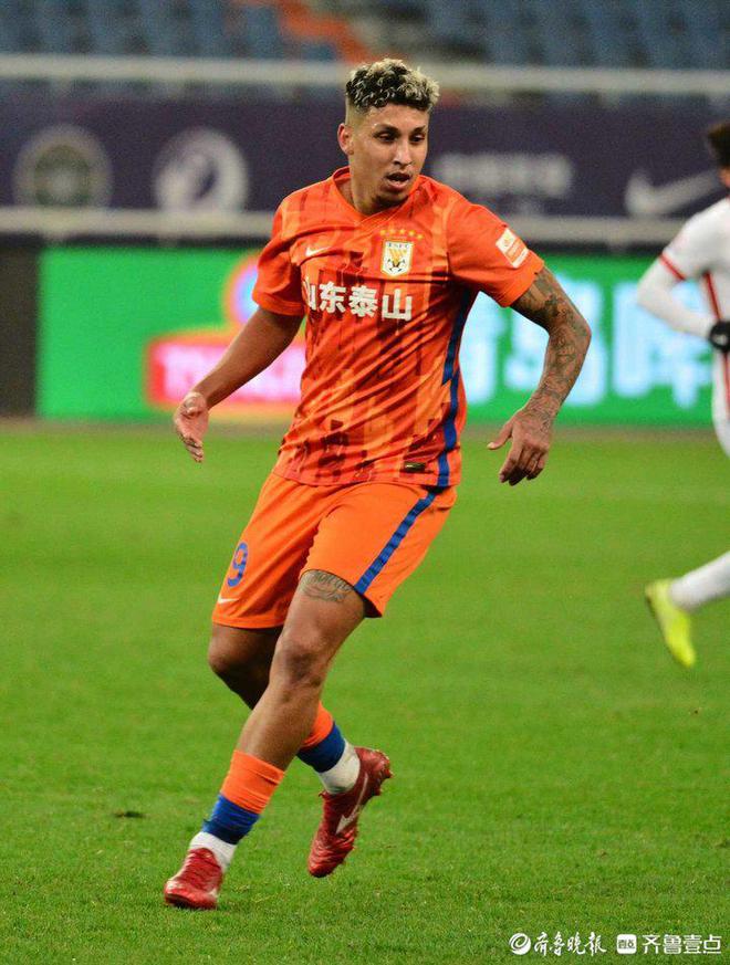 金波乌代布破门，山东鲁能客场大胜