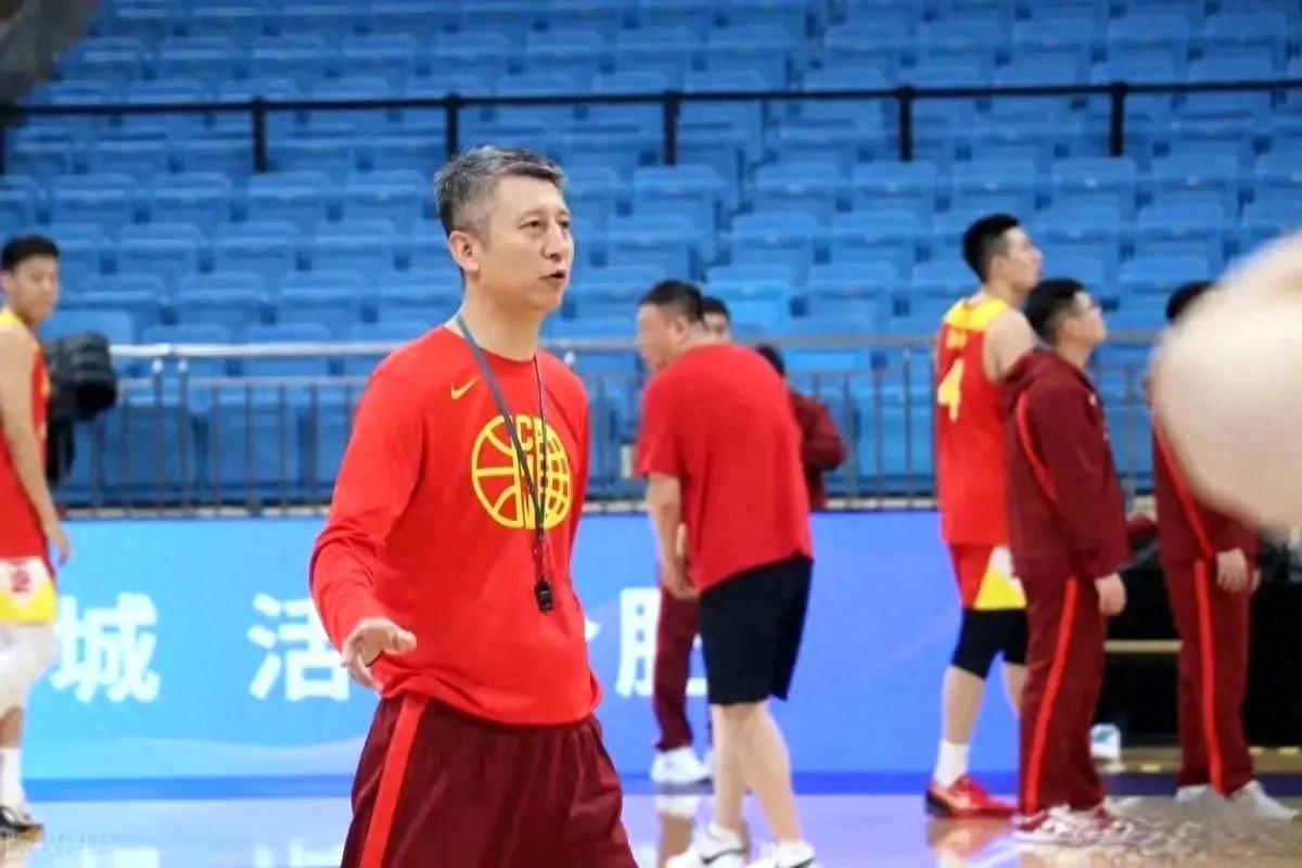 包含杨瀚森回来打亚洲杯？看篮协和国家队的态度的词条