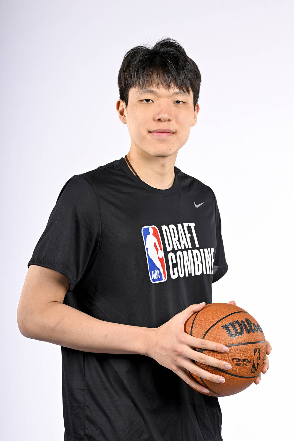 包含杨瀚森把体能练好，第一个赛季不会弱于同期约基奇的词条