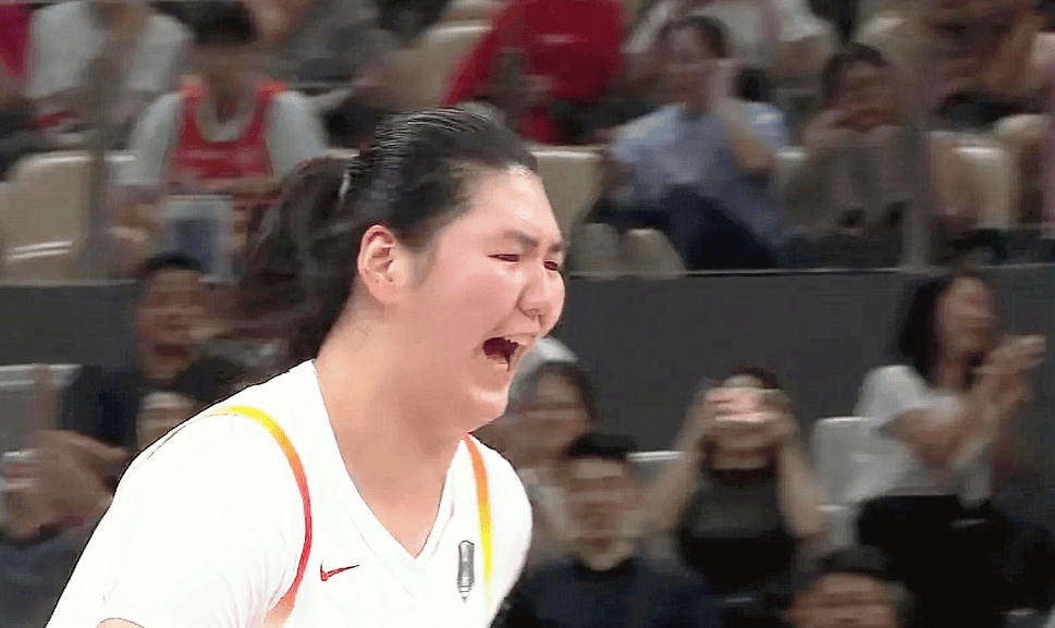 张子宇小组赛总结丨21中17轰43+12禁区无解罚球超准横移不足