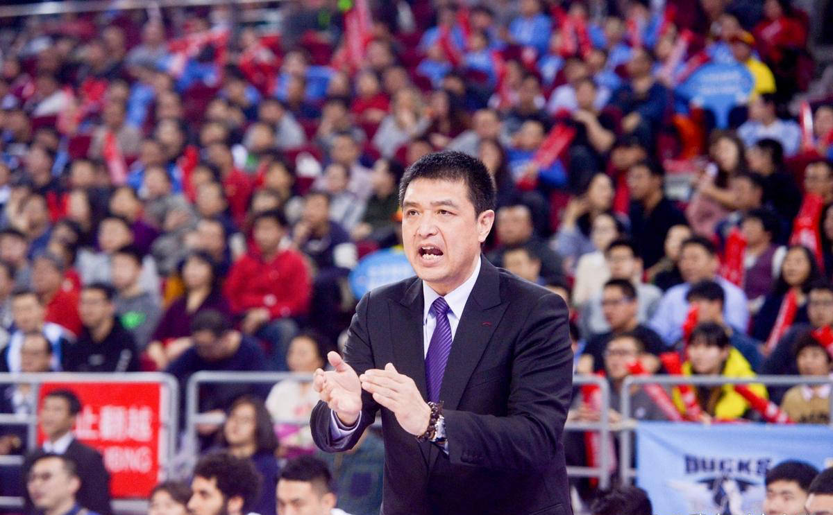 北控官宣：接受闵鹿蕾辞职致以崇高敬意聘请张庆鹏出任主教练